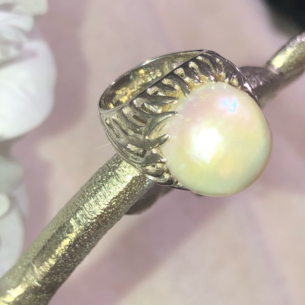 Boutique Baroque Freshwater Pearl Ring